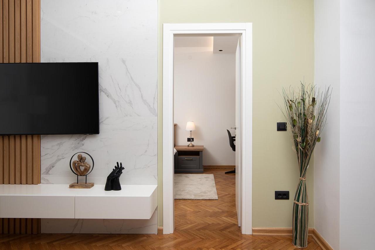 Sena Luxury Apartments Пула Екстер'єр фото